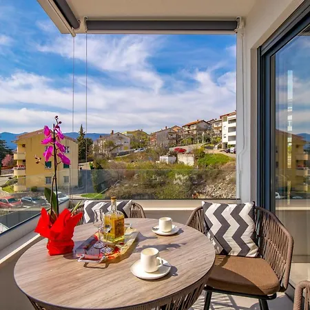 Apartment Top View With Balcony And Private Parking Rijeka Extérieur photo